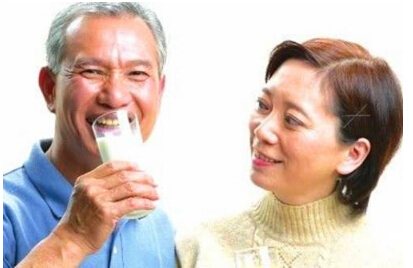 国产黄色视频免费观看网站仪就是这么强大,弯腰驼背骨骼中的骨钙大量流失所致